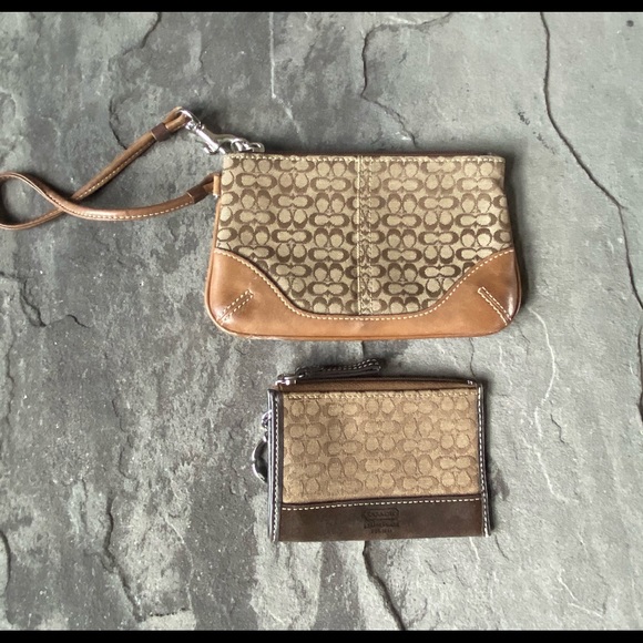 Coach Wristlet and card wallet combo